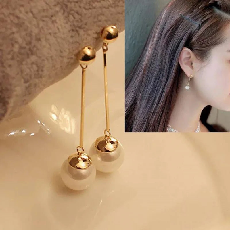 Pair of Classic Elegant Imitation Pearl Earrings